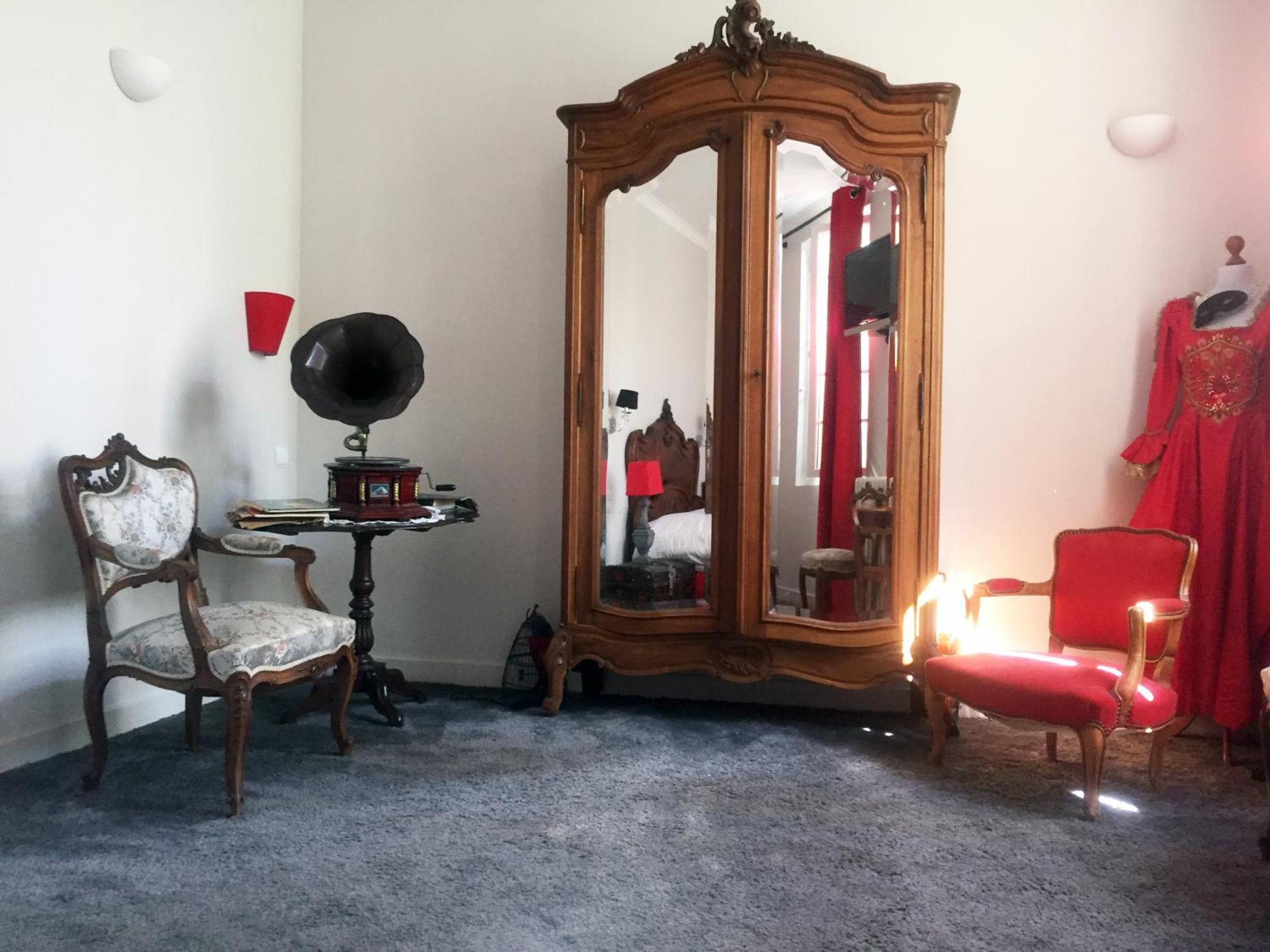 Auberge Du Puits Souillac Quarto foto